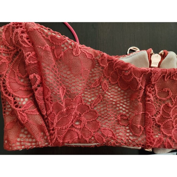 NEW WITH TAGS-Nookie/Revolve-Crop Top Bralette RED Lace-Retail $179- Size XS - Picture 4 of 10
